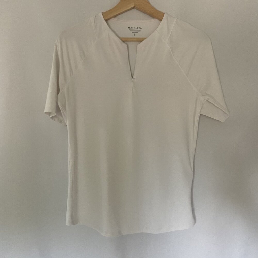 Athleta white short sleeved top women's size small casual athleisure pockets